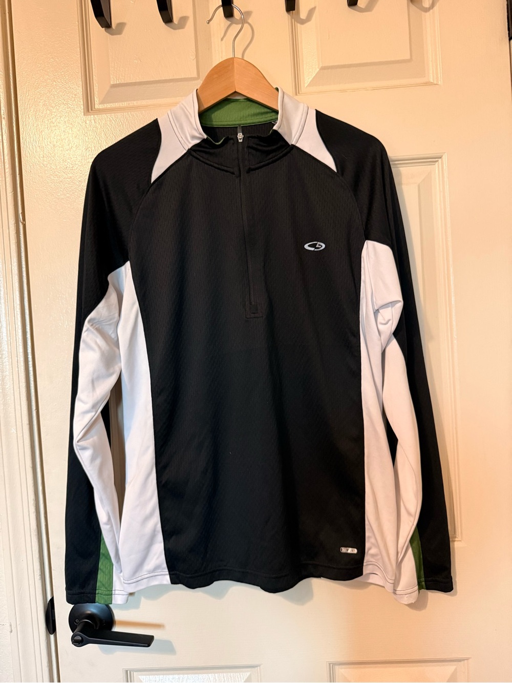 CHAMPION Men's Quarter Zip Pullover, Size M in Black and White Dry Fit